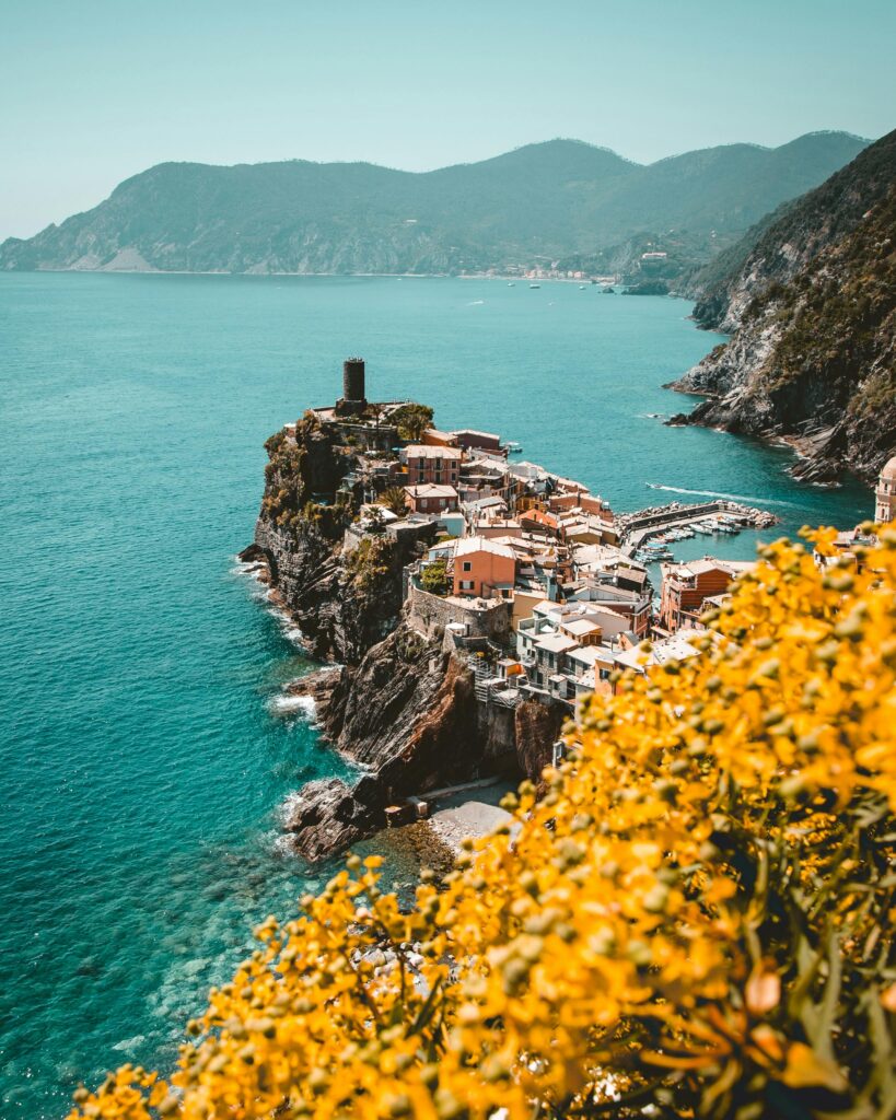 pexels photo 2422259 2422259 Stunning view of Vernazza with colorful houses on cliffs by the sea, Liguria, Italy.